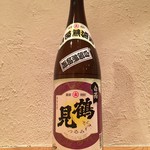 都わすれ - 鶴見　これが本当の芋焼酎です。周りの人がが迷惑するぐらいの芋臭さが病みつきになります。無濾過のため白く濁っているのが特徴。