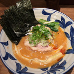 麺屋ぬかじ - 辛らーめん+のり
      2016.4