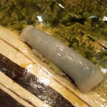 寿司一 - するめ烏賊(海苔挿み)。
