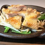 亀鶴庵 - みつせ鶏の陶板焼き