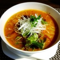 施家菜 - 四川風担々麺