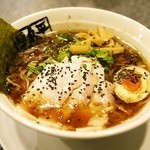 らーめん・つけめん鬼平 - 黒鬼麺