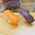 イバラガニのルイベとタラバガニのルイベの鮨