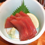 Okayashokudou - まぐろの醤油漬です。新鮮なまぐろの風味がいいです☆