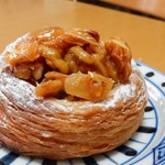 ブレッドアンドケーキ ソラ - 「林檎とナッツのキャラメルデ二ッシュ」