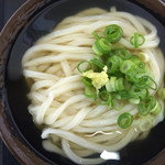 うどん屋 まつはま - かけうどん 小 200円