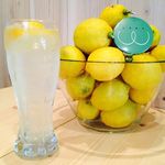 GREENSWARD - ドリンク写真:葉山産天然無農薬レモンを使用したレモンサワー