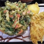 Marugame Seimen - 2016/3 野菜かき揚げ￥１３０～＆かしわ天￥１３０～＆半熟玉子天￥１１０～