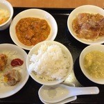 侑膳 - 2016年3月 海老のチリソースと豚肉のあまずソース 1000円（税込）