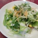 洋食　Ａｎｊｏｕ - 日替わりランチのサラダ