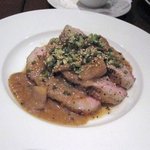 パームビーチアールスタイル - 豚肉ロースの煮込み・・・豚肉を軟らかくなるまで煮込んでから軽くローストしてあります。 