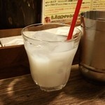 Ajian Su-Pu Kari Besu - サービスのドリンクです。