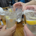 四ツ木製麺所 - ２０１６年４月再訪・かんぱ〜い！