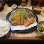 とん太 - 特ロースかつ定食