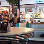 ジェイジェイ・カフェ＆ダイナー - 