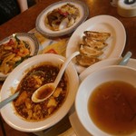 バーミヤン - おぼろ豆腐のコク旨麻婆、色々