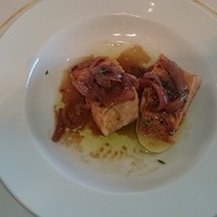 Benoit Alain Ducasse - 前菜一品目：ノルウェーサーモンのエスカッベシュ