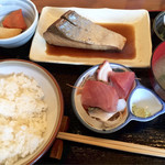 魚鐵 - ブリ煮付け定食1450円