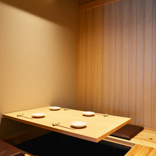 木の温もり感じるあたたかい店内