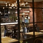 BLU JAM CAFE - LA styleのインダストリアルな内装