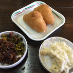 しな川 - いなり ２個＝１１０円
      小皿はセルフサービス品