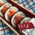FEEL - スーパーのお寿司と言えど侮れない！！