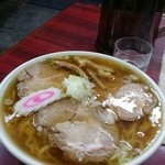 龍麺 - チャーシュー麺(大)850円也