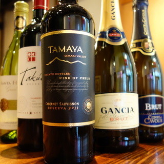 Extensive wine list selected by our exclusive sommelier at affordable prices◎