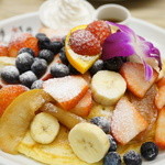 Cafe Kaila - スペシャルパンケーキ全部のせ