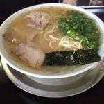 ラーメン げんこつ家 - すこしライトに感じました