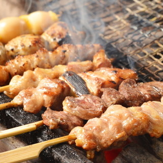 ＊新鮮な串を備長炭で焼きあげ旨味が凝縮された串をご提供