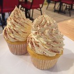 Ron's Diner - ラティーザ・カップケーキ