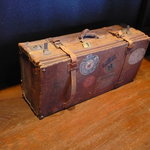 ルアン 神戸迎賓館 - 宴会場にあったレトロな旅行カバン