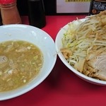 ラーメン 一心 - つけ麺¥850 　ほぐし豚が入っててお得感が