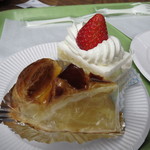 ショートケーキとアップルパイ