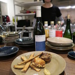 A Plus - ゴボウとしいたけのフリットとドイツのピノ・ノワール