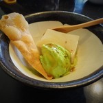 手打そば千花庵 - 蕎麦豆腐と抹茶アイスにそばチップス