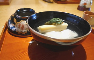 Hiwatashi - お椀　アイナメと筍