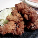 元祖立ち飲み屋 - クジラの竜田揚げ\250円