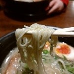 神虎 - 細麺をチョイス!