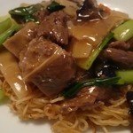 カントニーズレストラン ボン - 牛バラ肉のあんかけやきそば