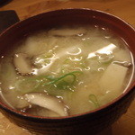 くつろぎ亭ひこべえ  - 特注みそ汁