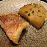 日本料理 晴山 - 若狭ぐじの
      あま鯛とたけのこ
