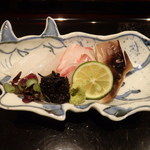 日本料理 晴山 - ケンサキイカ　とりがい　桜鯛