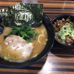 せい家 - ラーメンと餃子3コとミニチャーシュー丼のセット