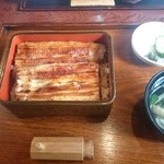 滋養料理 山法師 - うな重(松)3300円+税