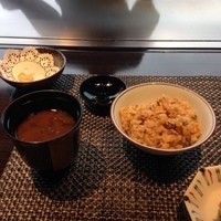 鉄板焼 神戸 ホテルモントレ グラスミア大阪 - ライスから変更追加のガーリックライス