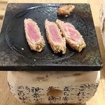 Gyuukatsukatsumune - 牛かつ かつ宗 西葛西店 冷めやすい牛かつは焼き台で温め直します