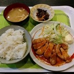 居酒屋 遊ぜん - ランチ)札幌とんてき定食（540円）