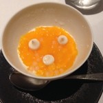 Point - 白いプリンとマンゴー